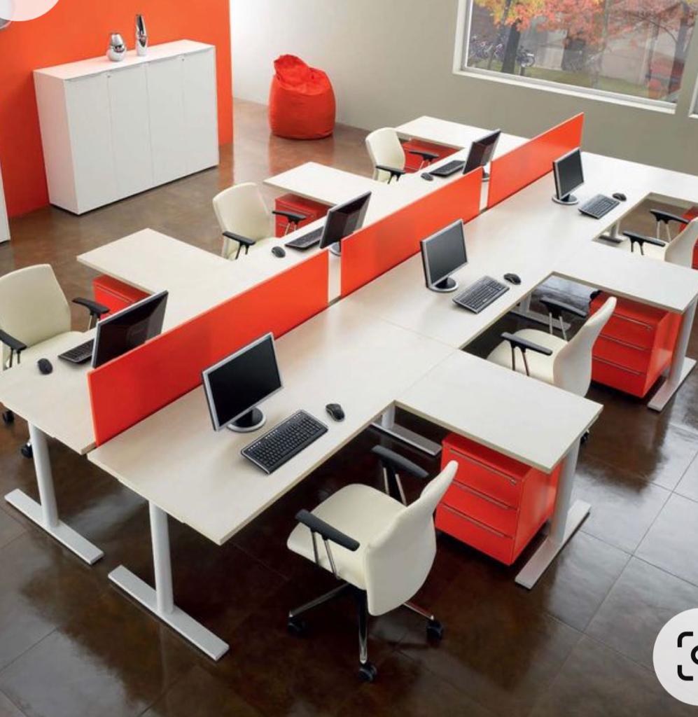 Bureaux de direction et mobilier pro – Design moderne sur-mesure