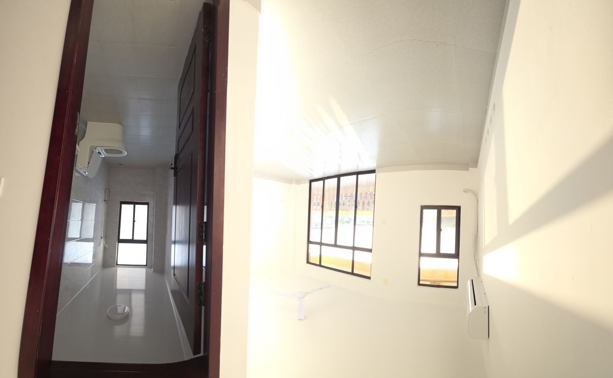 Bureaux 177 m² à louer au Héron – Immeuble professionnel face au PAM
