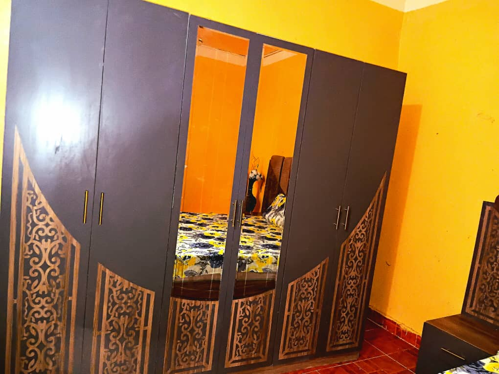 Meuble complet, salon inclus, prix négociable