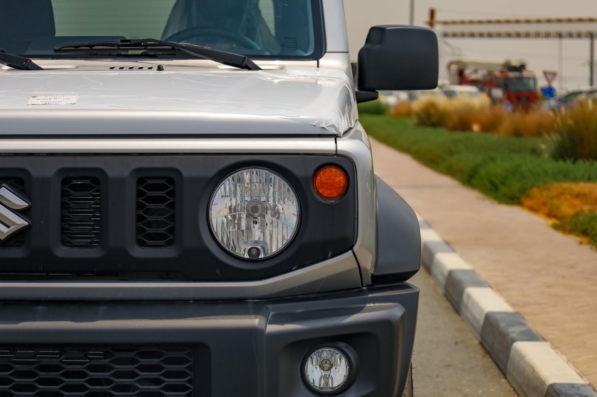 Suzuki Jimny 1.5L
