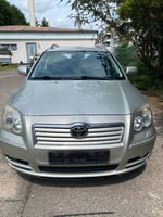 Toyota Avensis 2006, essence, boîte manuelle, excellent état