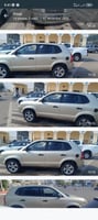 3 voitures à vendre : Hyundai Accent, Tucson et Mitsubishi L200