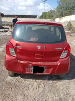 Suzuki Celerio rouge en très bon état