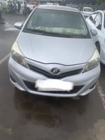 Toyota Yaris 2013, automatique, essence, caméra de recul, Bluetooth