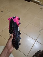 Crampons Adidas Predator à vendre