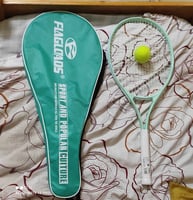 Raquette de tennis neuve avec sac inclus