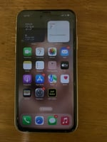 iPhone 11 64 Go, état impeccable, nouvelle batterie