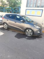 Hyundai Tucson 2016, diesel, boîte automatique, excellent état