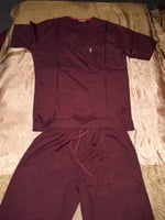 Tenues pour infirmiers et blouses pour docteurs à vendre