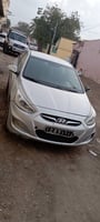 Hyundai Accent 2013 en excellent état à vendre