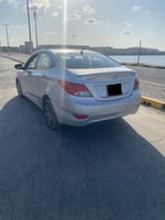 Hyundai Accent 2014, diesel, automatique, très économique en carburant, bon état