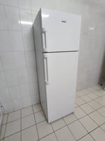 Réfrigérateur et cuisinière gaz en excellent état à vendre