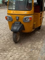 Bajaj en bon état à vendre, prix négociable