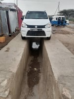 Location d'une voiture Suzuki Alto avec climatisation