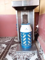Machine à chawarima avec bouteille à gaz en bon état pour restaurant