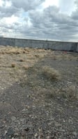 Terrain commercial 1247m2 avec titre foncier à côté de l'usine de plastique