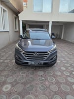 Hyundai Tucson, en bon état, proche du neuf
