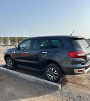 Ford Everest XLT Diesel, Excellent État
