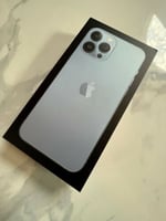 iPhone 13 Pro Max. capacity 1024GB avec boîte