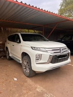 Mitsubishi Montero Sport P-Line Diesel 2022, faible kilométrage, tout option