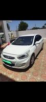 Hyundai Accent 2013, boîte manuelle, écran tactile