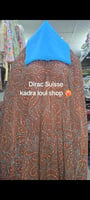 Dirac Suisse marron à motifs avec foulard bleu