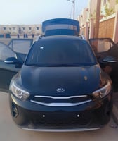 Kia Stonic 2018 diesel, transmission automatique, parfait état