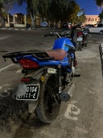 Moto Kavaki 150 en excellent état, faible kilométrage