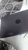 Ordinateur portable HP comme neuf, batterie neuve, prix négociable