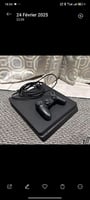 PlayStation 4 comme neuf, manette incluse