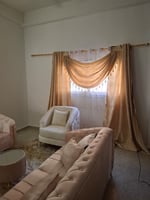 Appartement meublé neuf à PK 13, climatisé, avec machine à laver et téléviseur