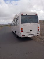 Location de Bus Neuf pour Écoles, Services Publics ou Entreprises