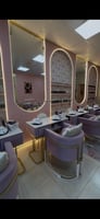 Salon d'esthétique moderne et bien équipé à vendre à Héron