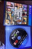 Lot de 2 jeux PS4 - GTA 5 et Call of Duty, excellent état