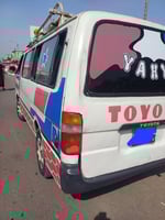 Toyota Hiace 2L, boîte de vitesse neuve, pièces renouvelées