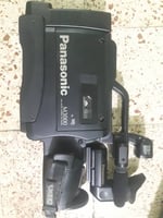 Caméra vidéo Panasonic M3000 en bon état, prix négociable