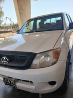 Toyota Hilux en bon état, à prix attractif