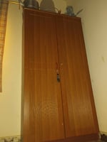 Armoire 2 portes en bon état à vendre