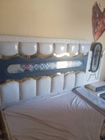 Chambre à coucher complète, presque neufs