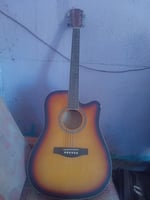 Guitare neuve &agrave; 35000fd