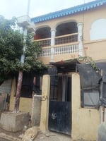 Maison F3 sur 2 &eacute;tage avec un balcon &agrave; Quartier 10 pr&egrave;s de la mosqu&eacute;e sourouur