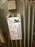 Moteur triphasé 22 CV et 30 kWh, neuf, jamais utilisé