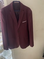 Costumes 3 pi&egrave;ces Bordeaux et Blanc, Tailles 3XL et 34, neufs et intactes