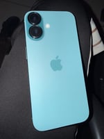 iPhone 16 128 Go, batterie &agrave; 96%, excellent &eacute;tat