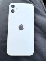 iPhone 11, 1 an d'utilisation, batterie 100%, excellent &eacute;tat