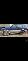 Nissan Terrano 2 en bon &eacute;tat, climatis&eacute;e, n&eacute;gociable