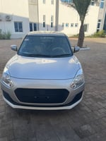 Suzuki Swift 2018, Silver, full option, climatisation fonctionnelle