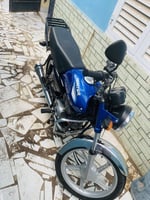 Moto Hero 100 Hunter, 4000km, &eacute;tat neuf, documents complets, bleue