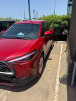 4 voitures à vendre - Toyota Corolla Cross 2023, Hyundai Santa Fe 2016, Toyota Land Cruiser Prado 2018 & Toyota Fortuner 2019