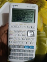 Calculatrice graphique scientifique - 2 mois d'utilisation